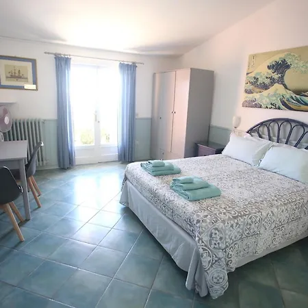 Aparthotel Ca' La Stella Sea-view 3*